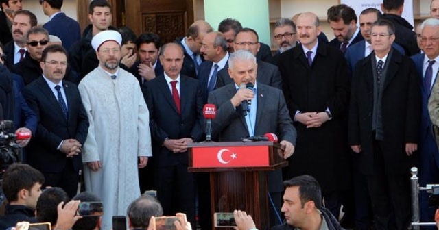 Başbakan Yıldırım Cizre&#039;ye müjdeyi verdi