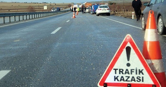 Bayburt&#039;ta feci kaza: 3 yaralı