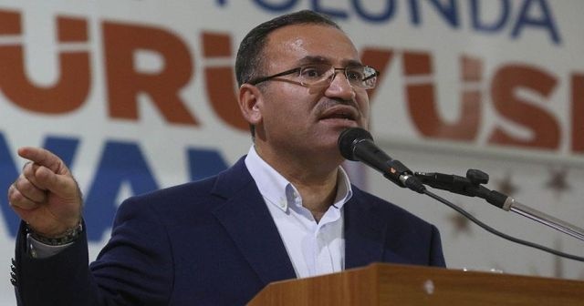 Bekir Bozdağ: Rıza Sarraf davası siyasi bir davadır