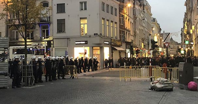 Bir sosyal medya kullanıcısı Brüksel&#039;i sokağa döktü!