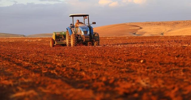 Çiftçileri tohum ekme telaşı sardı