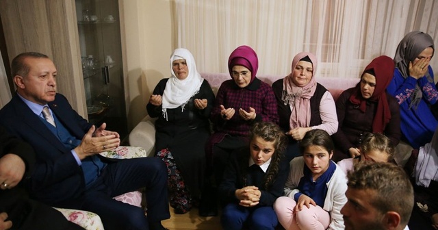 Cumhurbaşkanı Erdoğan, Eren Bülbül&#039;ün ailesini ziyaret etti