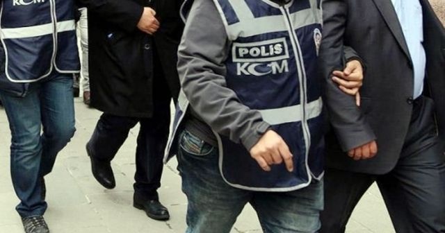 DEAŞ operasyonunda gözaltına alınan 5 kişiden 4&#039;ü tutuklandı