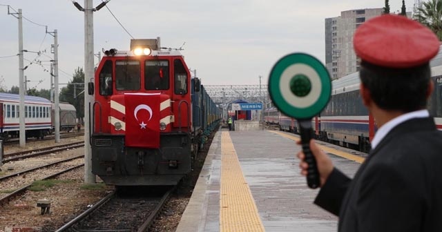 Demir İpek Yolunda ilk tren 10 saat erken geldi