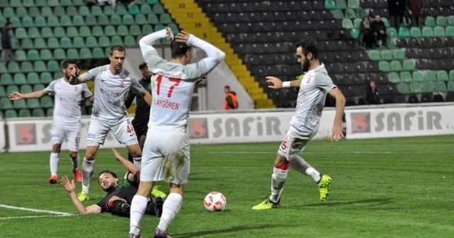 Denizlispor evinde yenildi