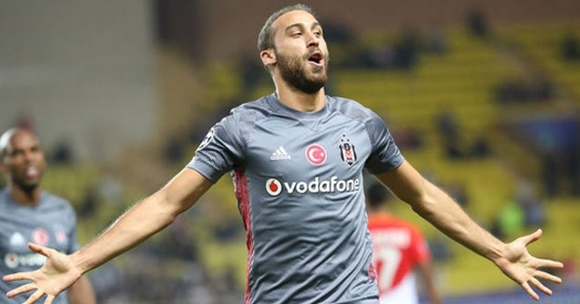 Dünya devi Cenk Tosun&#039;un peşinde!