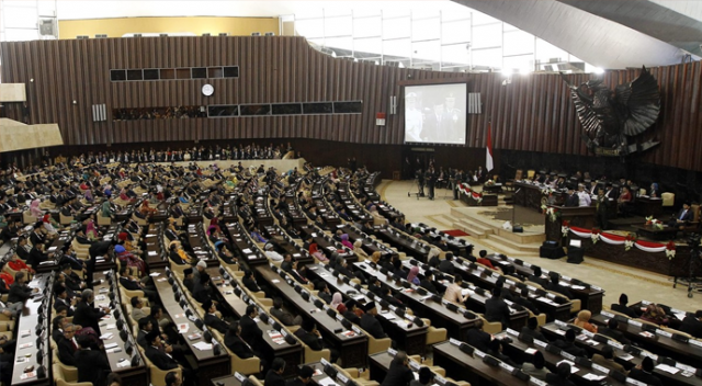 Endonezya Meclis Başkanı&#039;na yolsuzluk gözaltısı