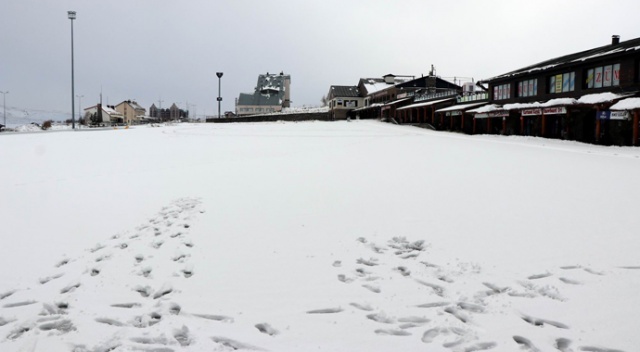 Erciyes beyaza büründü