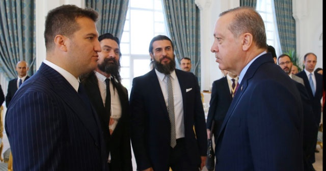 Erdoğan, Diriliş Ertuğrul oyuncularıyla sohbet etti