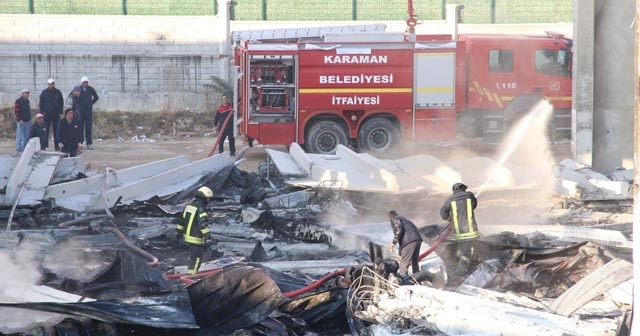 Fabrikadan geriye enkaz yığını kaldı