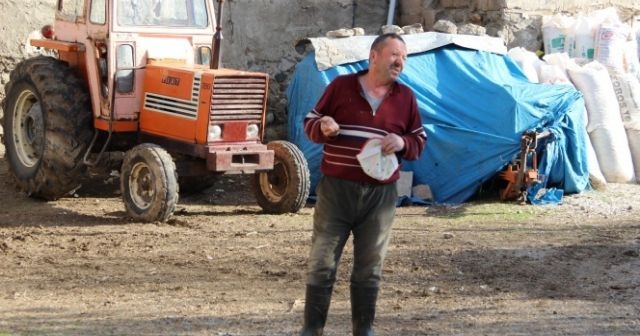 FETÖ&#039;yü savunan densize İHA muhabiri haddini bildirdi