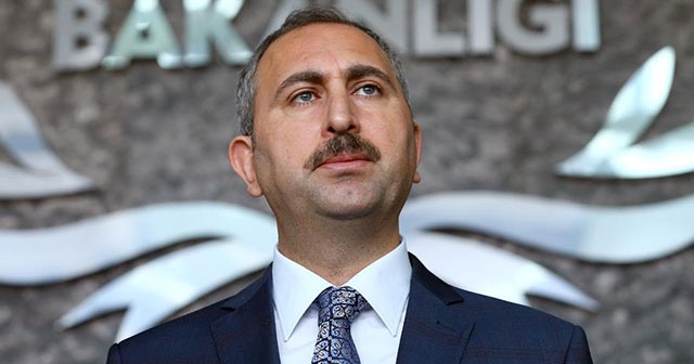 Gül: FETÖ elebaşını 7 defa talep ettik