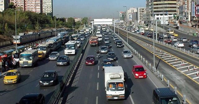 İstanbul&#039;da bazı yollar trafiğe kapatılacak