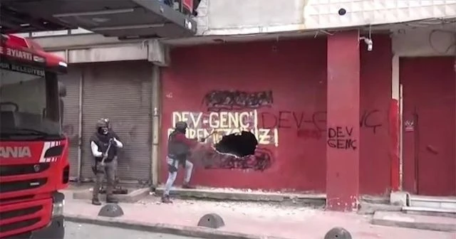 İstanbul'da DHKP/C üyesi 2 kişi yakalandı