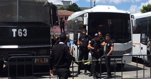 Kapatılan ÇHD&#039;nin Genel Başkanı avukat Selçuk Kozağaçlı tutuklandı