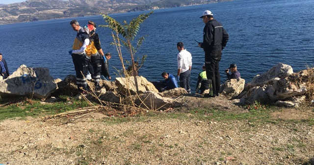 Kayıp gencin cesedi gölden çıktı