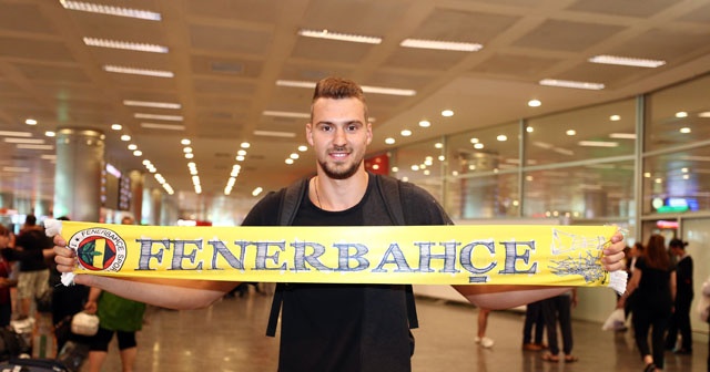 Marko Guduric: &#039;Fenerbahçe’de oynamak benim için bir onur&#039;