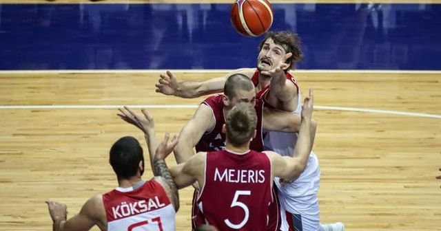 Milliler galibiyetle başladı!