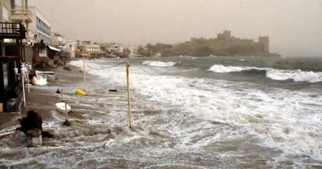 Muğla Bodrum&#039;da şiddetli lodos