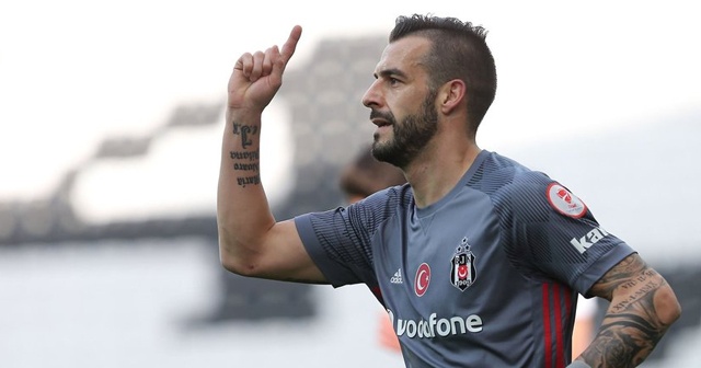 Negredo: &quot;Ligde de belli bir çizgi yakalamalıyız&quot;