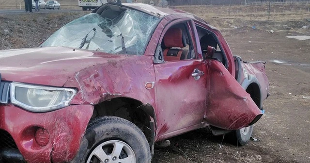 Niğde'de pikap takla attı