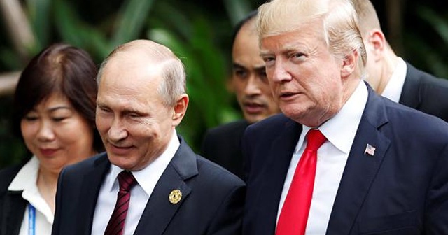 Putin ve Trump telefonla görüştü