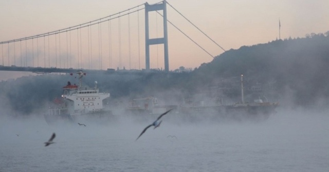 Yoğun sis deniz ulaşımını engelledi