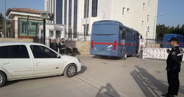'Darbe bildirisi okunmadan önce araçlar yola çıkmıştı'