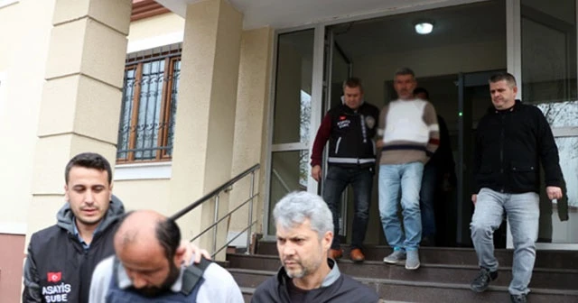 300 TL için adam öldürdü