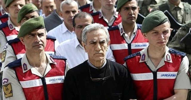 60 bin tutuklu tek tip kıyafet giyecek