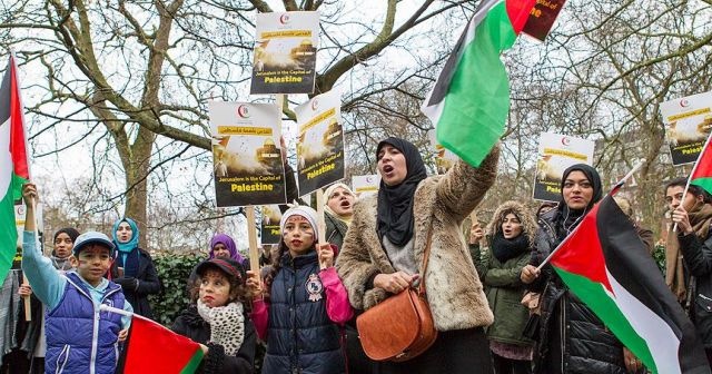 ABD&#039;nin Kudüs kararı Londra&#039;da protesto edildi