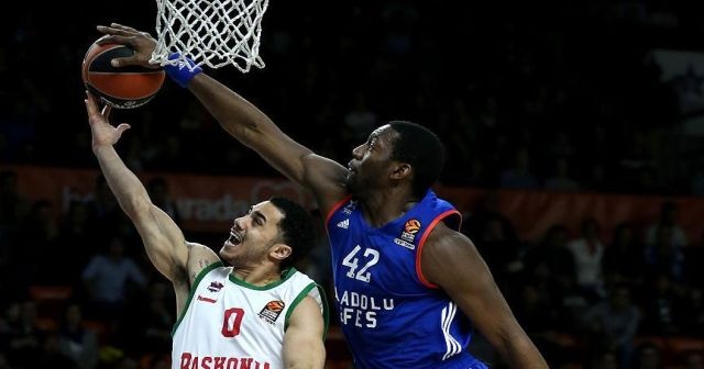 Anadolu Efes&#039;in konuğu Baskonia