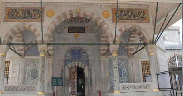 Ayasofya Müzesi 100 yıldır orijinal çinilerini bekliyor