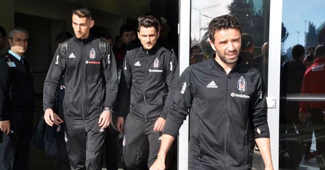 Beşiktaş kupa maçı için İzmir’e geldi