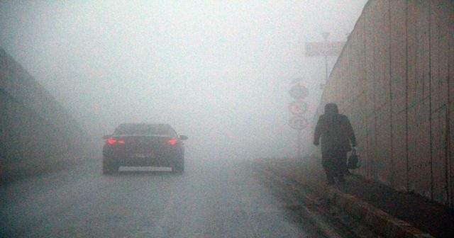 Bolu&#039;da sabah saatlerinde yoğun sis etkili oldu