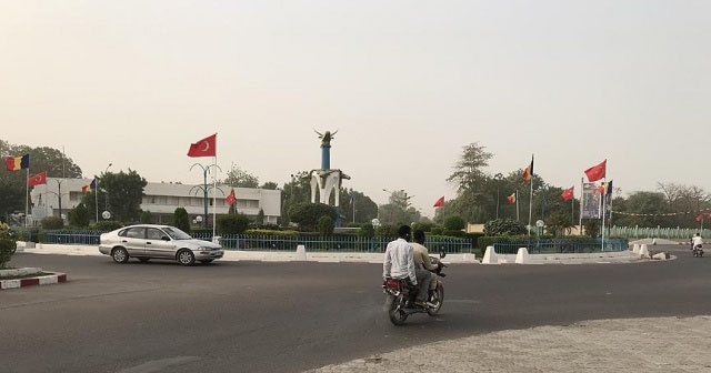 Çad sokakları Türk bayraklarıyla süslendi