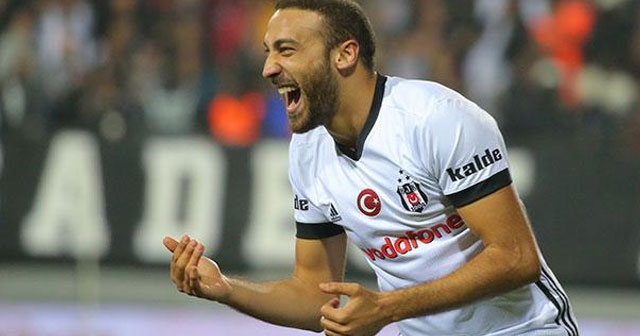 Cenk Tosun Londra&#039;ya gitti