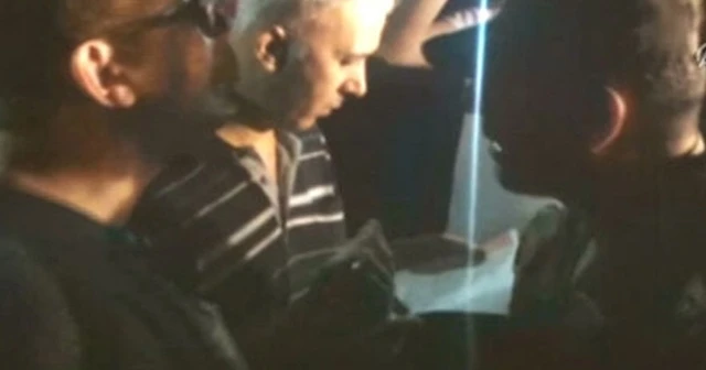 Darbeci yarbay duruşmada kamera kayıtlarını gülerek izledi