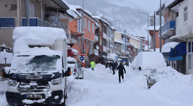 Doğu kara teslim! Hava sıcaklığı eksi 17&#039;yi gördü