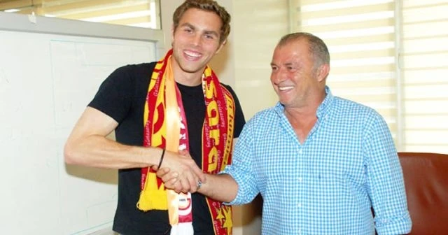 Elmander için resmi açıklama! G.Saray'a...