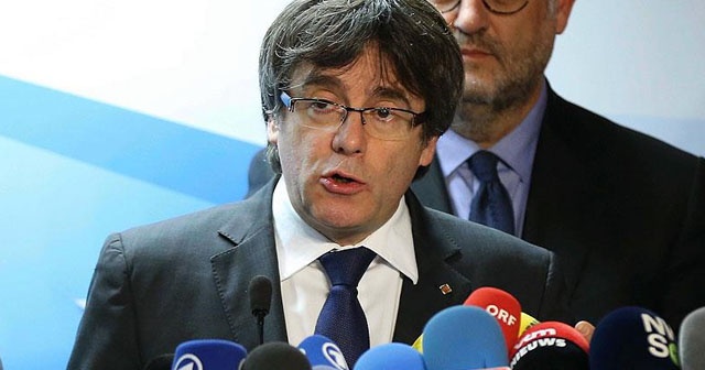 Eski Katalan lider Puigdemont&#039;tan müzakere çağrısı