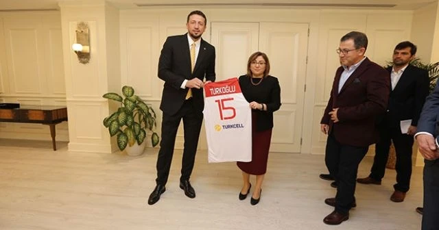 Fatma Şahin Hidayet Türkoğlu’nu ağırladı