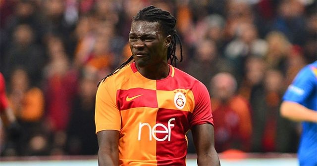 Galatasaray&#039;da 6 futbolcuya izin