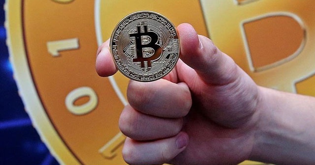 Hindistan&#039;da gelinle damat düğün hediyesi olarak Bitcoin istedi