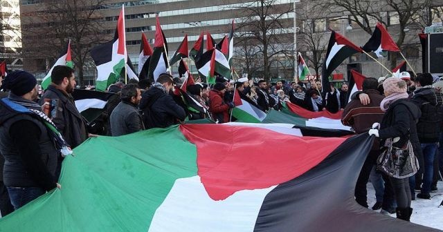 Hollanda&#039;nın Lahey kentinde ABD&#039;nin Kudüs kararı protesto edildi