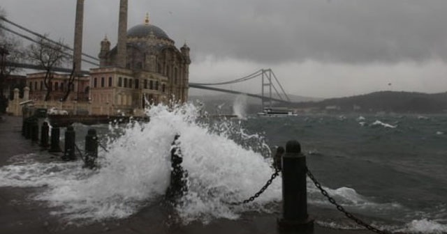 İstanbul için lodos ve sağanak uyarısı