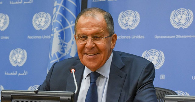 Lavrov bronzluğunun sırrını açıkladı