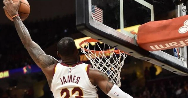 LeBron'dan 60. triple double