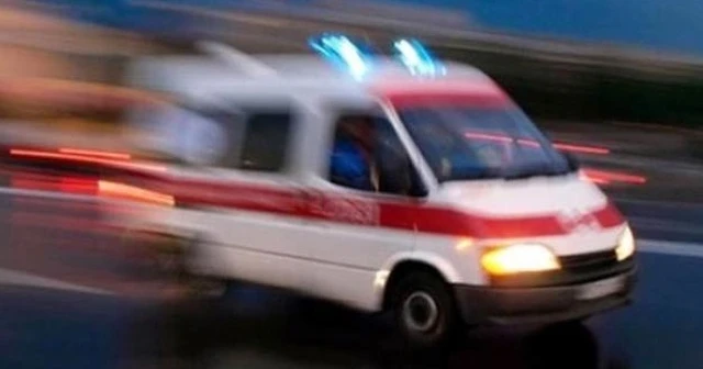 Motosiklet öğrencilere çarptı: 8 yaralı