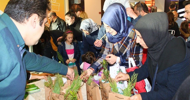 Samsun&#039;da 3 bin fidan dağıtıldı